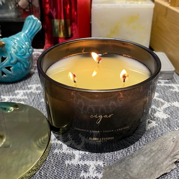 Bloom & Prosper Candle Co.  CIGAR Scent - Picture 9 of 9